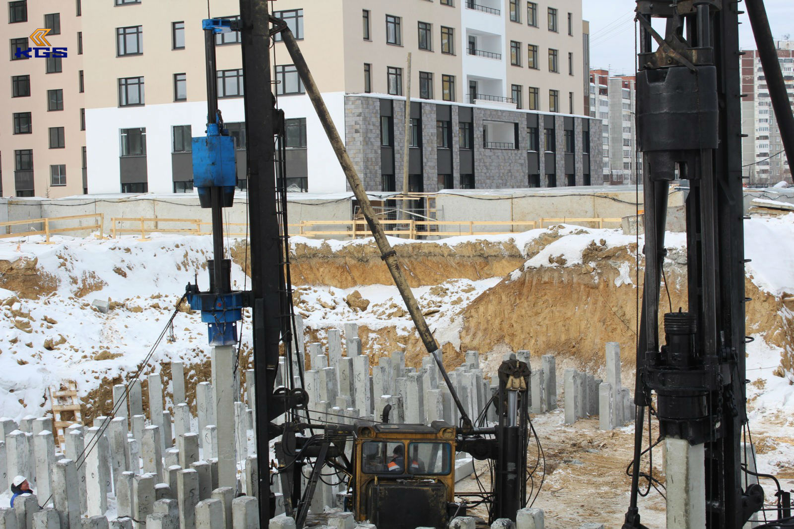 Запуск в эксплуатацию нового сваебойного дизельного штангового молота DD-35 Juli